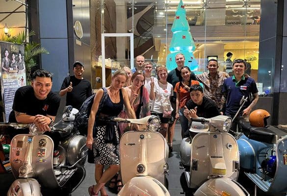 Sai Gon Night Life On Motorbike