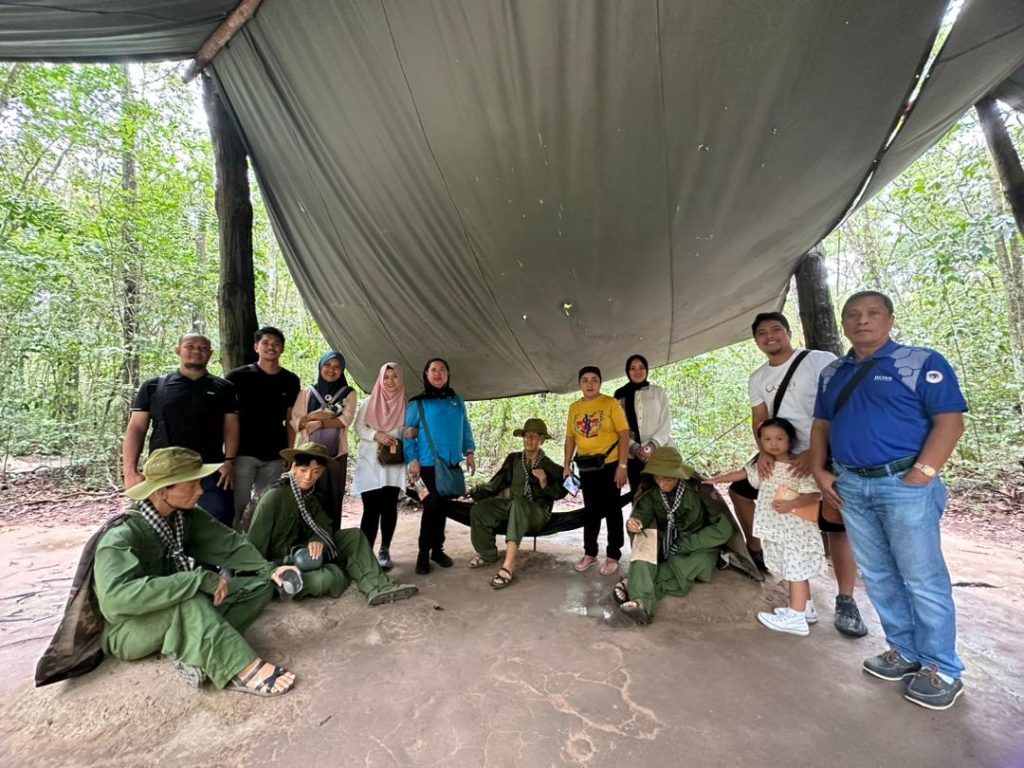 Cu Chi Tunnels Tour by Deluxe Group Tour
