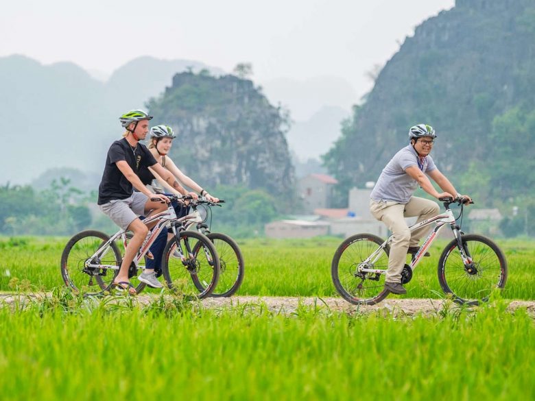Hoa Lu – Tam Coc – Cycling 1 day